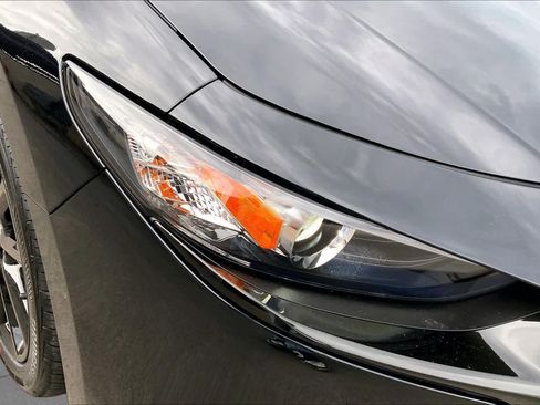 Used 2026 MAZDA MAZDA3 Carbon AWD/4WD image 26