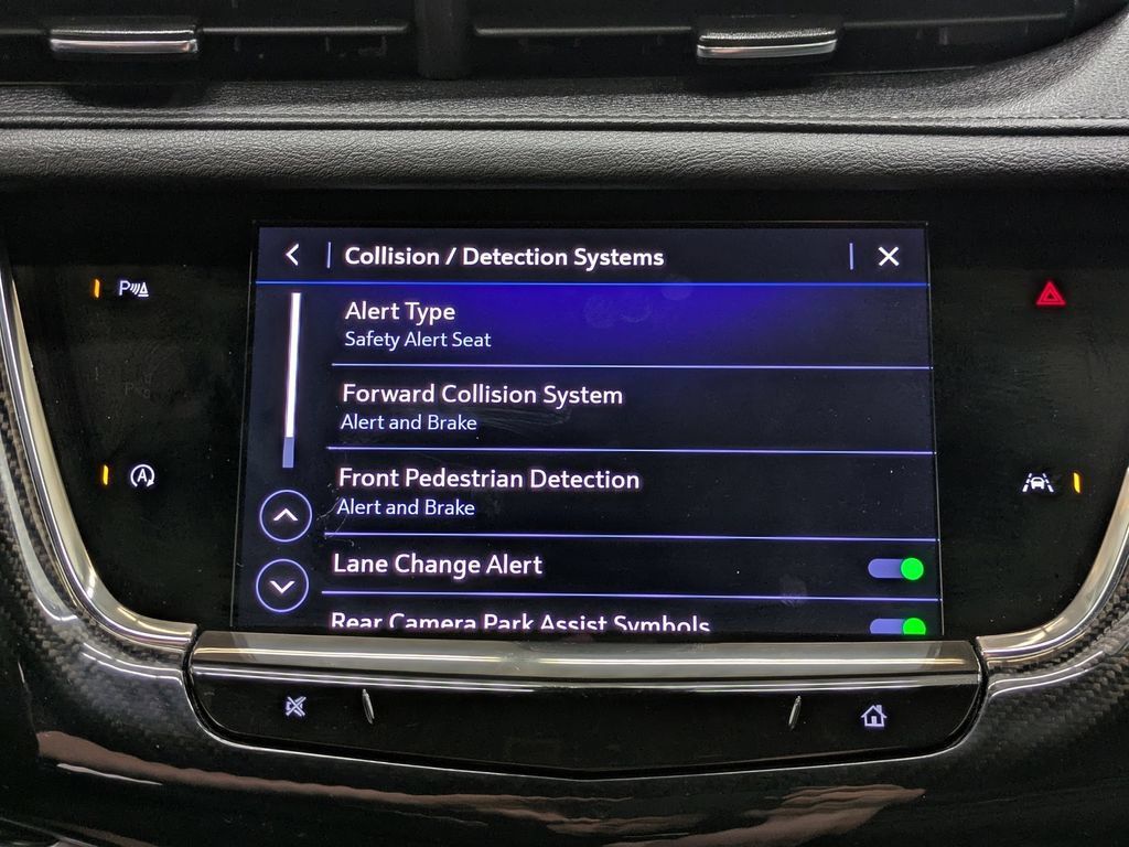 Used 2024 Cadillac XT6 Sport AWD/4WD image 11