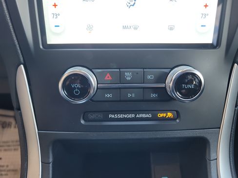 Used 2024 Ford Edge SE image 21