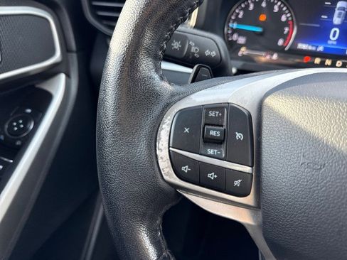 Used 2020 Ford Explorer XLT w/ Class III Trailer Tow Package image 30