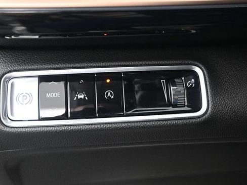 Used 2024 Buick Envision Sport Touring AWD/4WD image 8