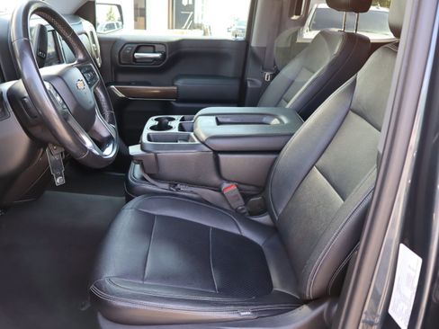 Used 2020 Chevrolet Silverado 1500 LT w/ Fleet Comfort Package AWD/4WD image 19