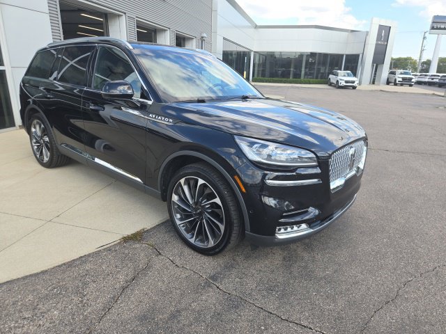 Certified 2021 Lincoln Aviator Reserve w/ Equipment Group 201A AWD/4WD image 4