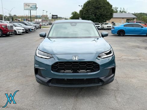 Used 2025 Honda HR-V LX image 2