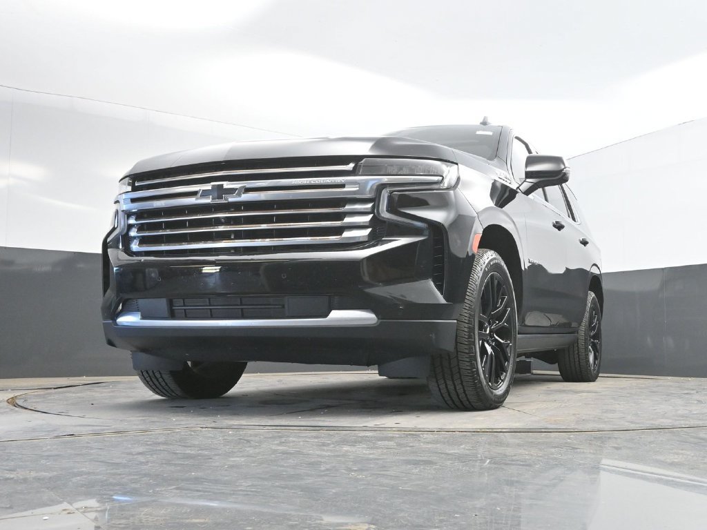 Used 2021 Chevrolet Tahoe High Country w/ Premium Package AWD/4WD image 38
