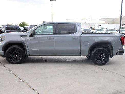 Used 2024 GMC Sierra 1500 Elevation AWD/4WD image 3