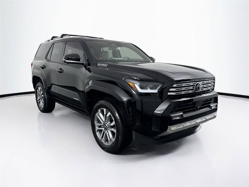Certified 2025 Toyota 4Runner Limited AWD/4WD image 10