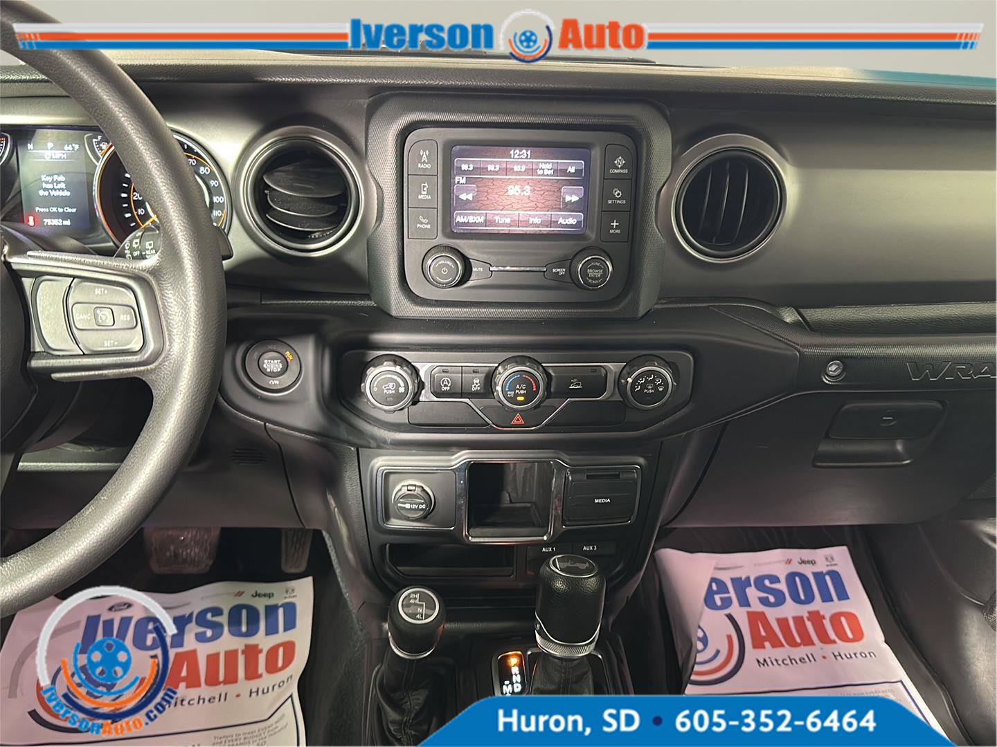 Used 2021 Jeep Wrangler Unlimited Sport AWD/4WD image 27