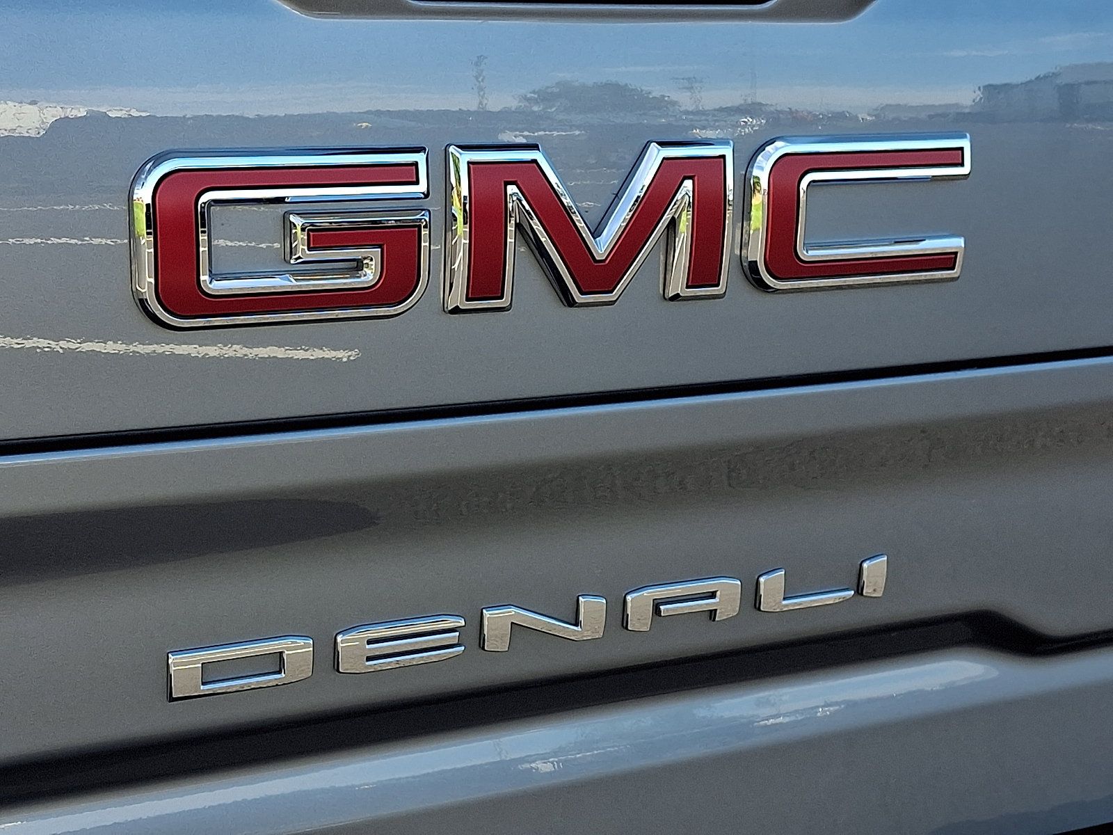 Used 2025 GMC Sierra 1500 Denali w/ Denali Reserve Package AWD/4WD image 36