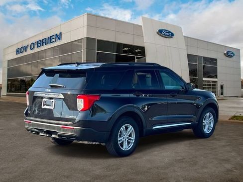 Certified 2023 Ford Explorer XLT w/ Class IV Trailer Tow Package AWD/4WD image 5