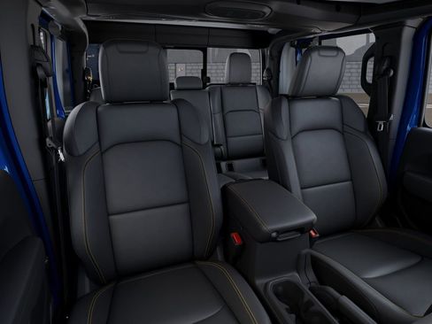 New 2025 Jeep Gladiator Sport w/ Premium Package image 17