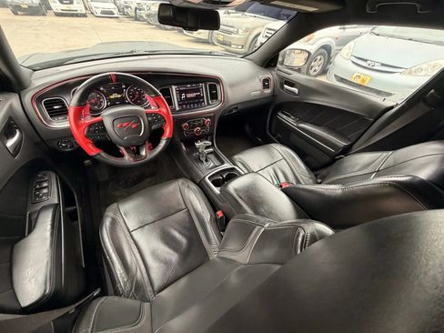 Used 2018 Dodge Charger R/T w/ Plus Group image 25