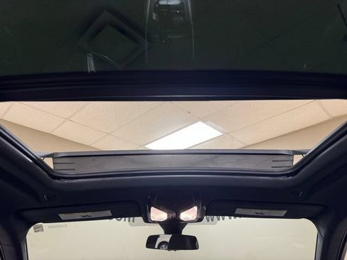 Used 2022 BMW X6 xDrive40i w/ M Sport Package AWD/4WD image 22