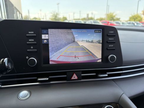 New 2025 Hyundai Elantra Sport image 16