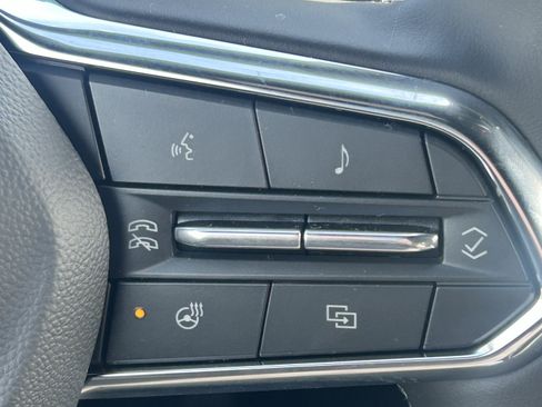 New 2026 Chevrolet Equinox LT w/ Convenience Package II image 2