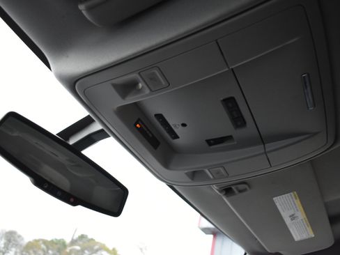 Used 2018 Chevrolet Silverado 1500 LT w/ All Star Edition image 42