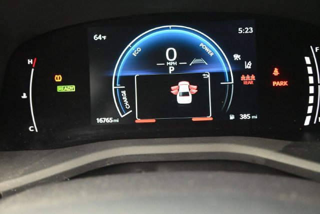 Used 2025 Toyota Camry SE FWD image 11