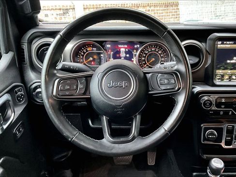 Used 2022 Jeep Wrangler Unlimited Sport w/ Sun And Sound Package image 6