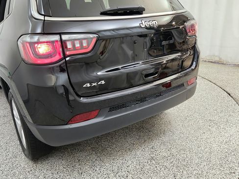 Used 2024 Jeep Compass Sport AWD/4WD image 21