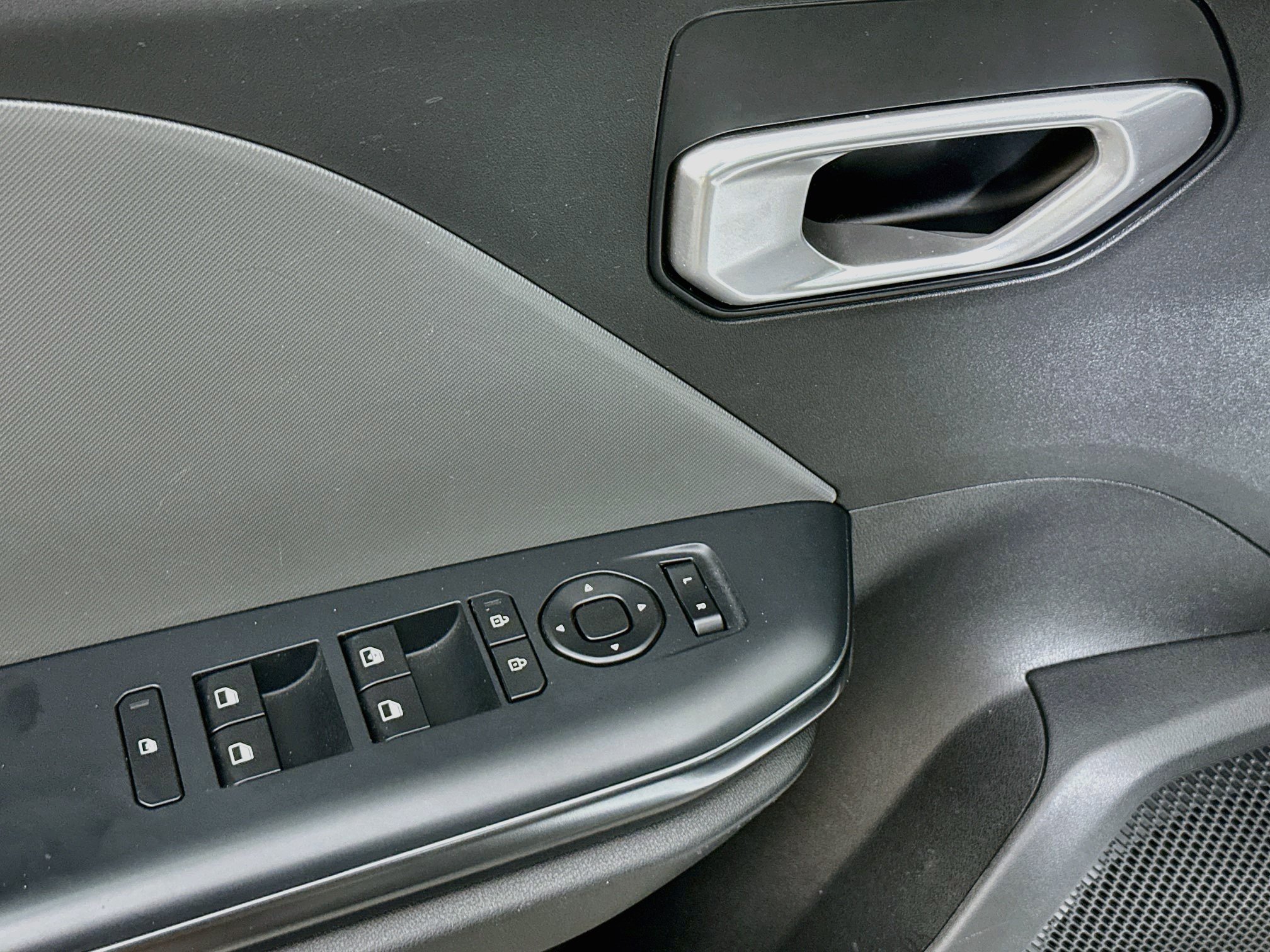 Used 2025 Kia K4 FWD image 15