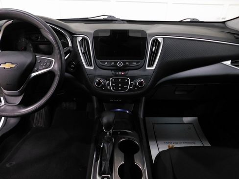 Used 2022 Chevrolet Malibu LT image 44