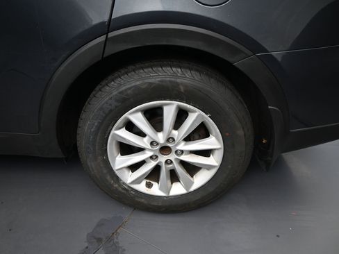 Used 2020 Kia Sorento LX image 21