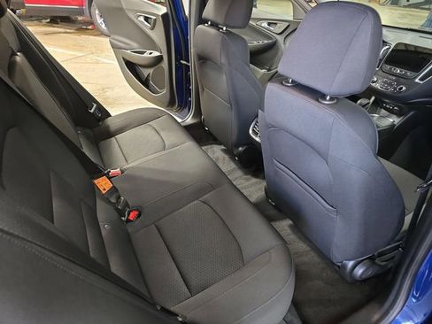 Used 2023 Chevrolet Malibu LT image 11