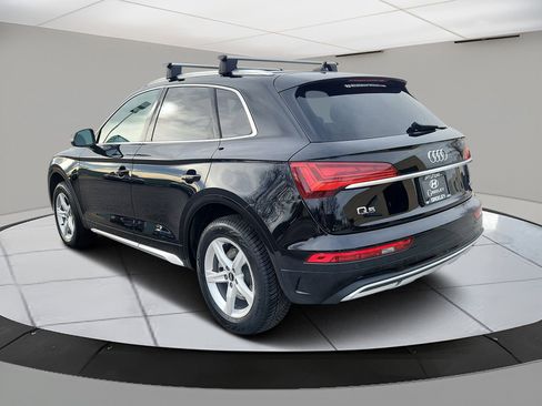 Used 2021 Audi Q5 2.0T Premium image 3