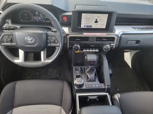 New 2026 Toyota Tacoma TRD Off-Road w/ TRD Off Road Upgrade Package AWD/4WD image 19