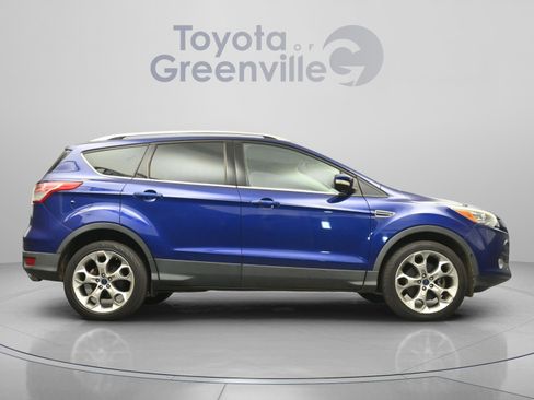 Used 2016 Ford Escape Titanium w/ Equipment Group 301A AWD/4WD image 17