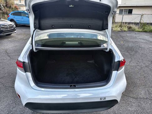 Used 2023 Toyota Corolla LE image 22