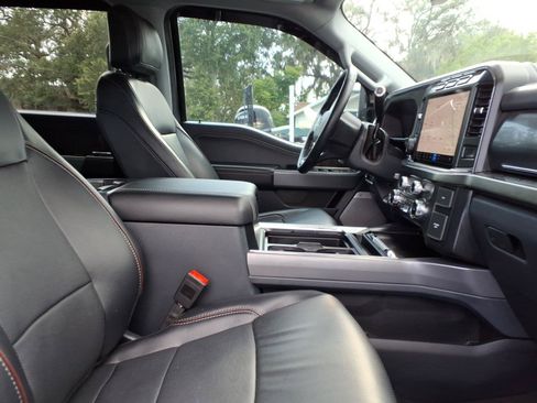 Used 2024 Ford F250 Lariat w/ Lariat Ultimate Package AWD/4WD image 11