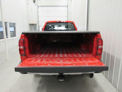 Used 2019 Chevrolet Silverado 2500 W/T image 15