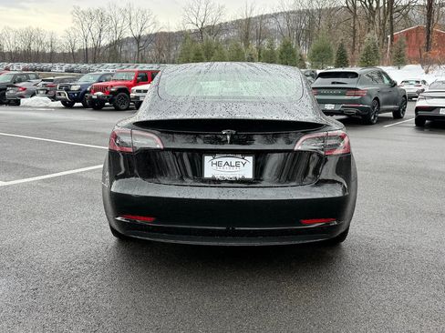 Used 2023 Tesla Model 3 Standard Range image 5