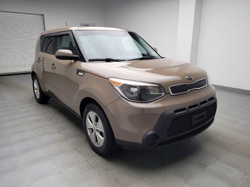 Used 2014 Kia Soul FWD image 13