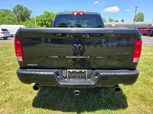 Used 2018 RAM 1500 Express w/ Express Value Package AWD/4WD image 6