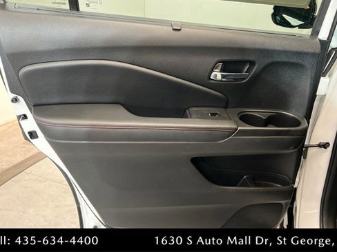 Used 2021 Honda Pilot Black Edition image 18
