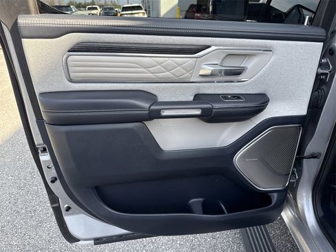 Used 2022 RAM 1500 Limited image 24