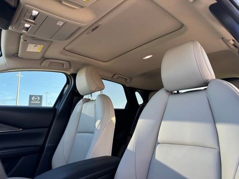 Used 2025 MAZDA CX-30 AWD 2.5 S w/ Preferred Package image 9