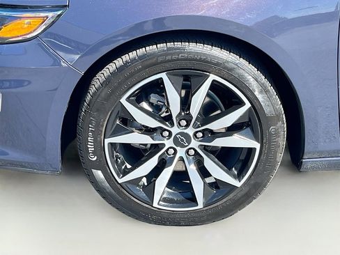 Used 2025 Chevrolet Malibu RS FWD image 28