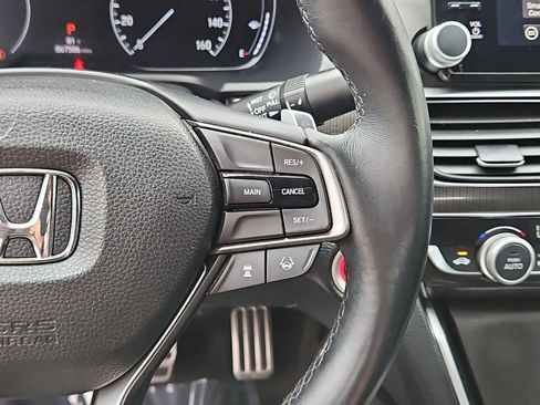 Used 2018 Honda Accord Sport image 21