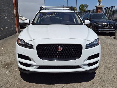 Used 2018 Jaguar F-PACE Prestige AWD/4WD image 2