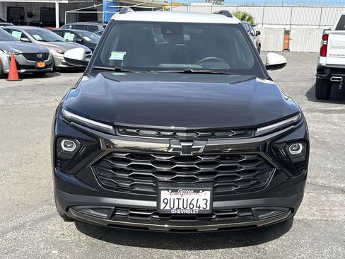 Used 2025 Chevrolet TrailBlazer ACTIV w/ Driver Confidence Package FWD image 8