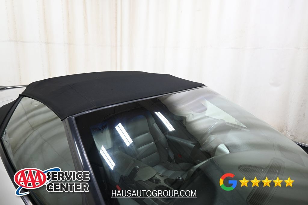 Used 2005 Chevrolet Corvette Convertible w/ Preferred Equipment Group RWD image 38