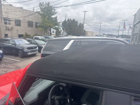 Used 2023 Ford Bronco 4-Door image 10