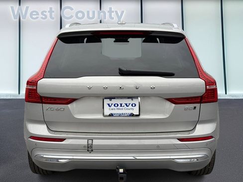 Certified 2023 Volvo XC60 B5 Plus image 6
