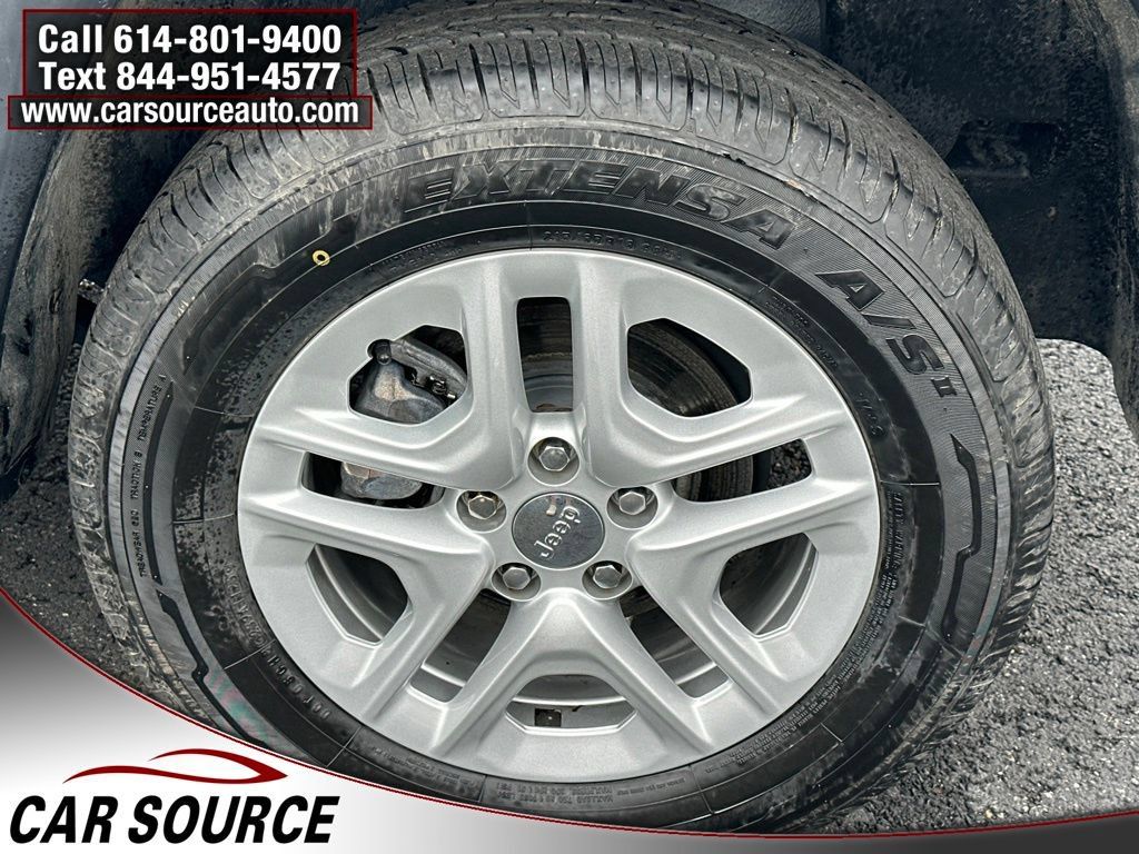 Used 2018 Jeep Compass Sport AWD/4WD image 20