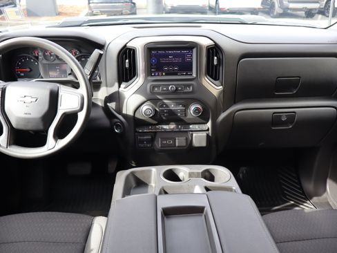 Certified 2025 Chevrolet Silverado 2500 Custom w/ Custom Value Package image 17