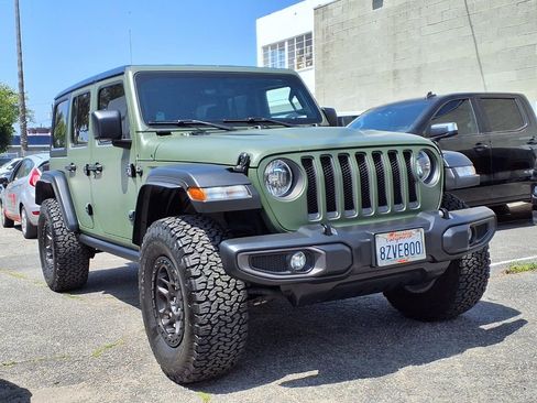 Used 2021 Jeep Wrangler Unlimited Rubicon w/ Xtreme Recon 35" Tire Package AWD/4WD image 3