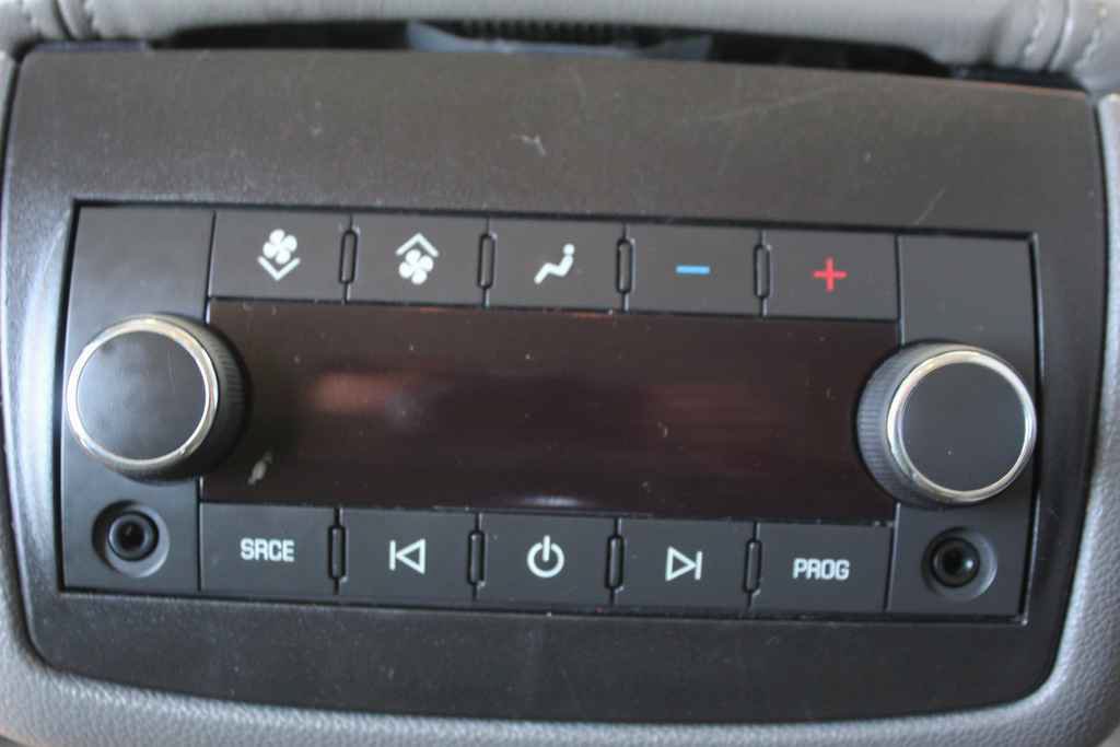 Used 2017 GMC Acadia Limited SLT AWD/4WD image 31
